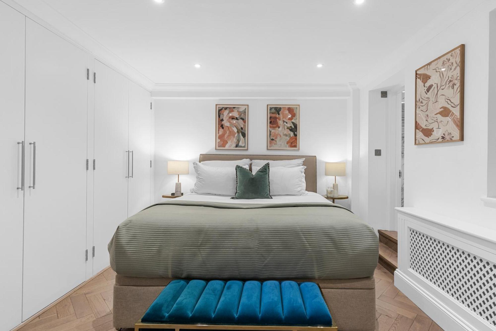 Chic Kensington Apartment London